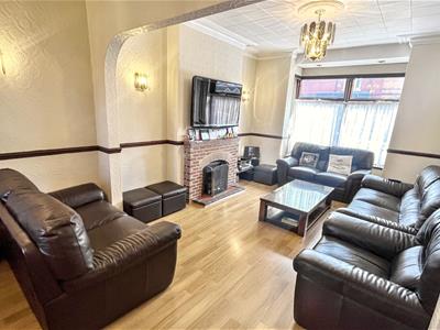 Through Lounge